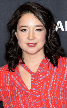 Sarah Steele